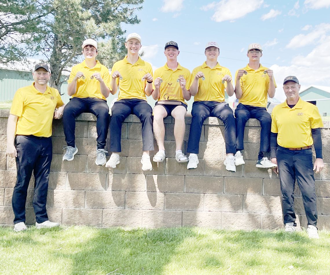JCC Boys Golfers Champions of Own Invitational