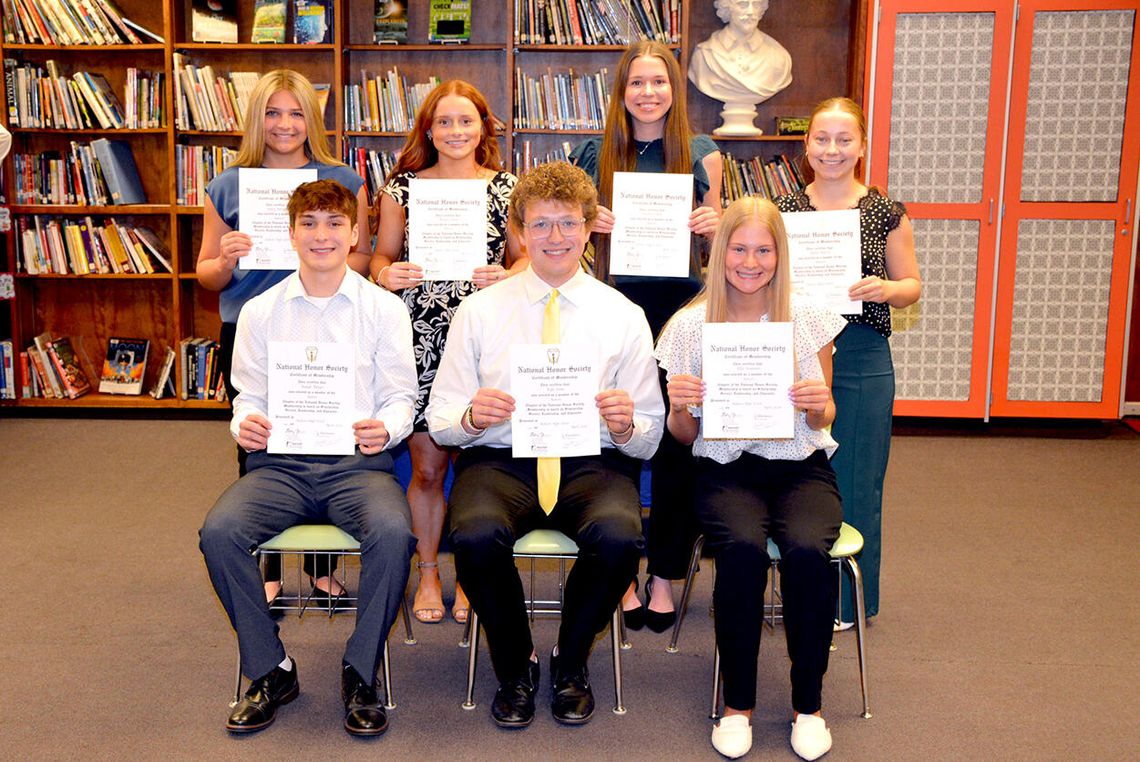 New Students In AHS National Honor Society Chapter