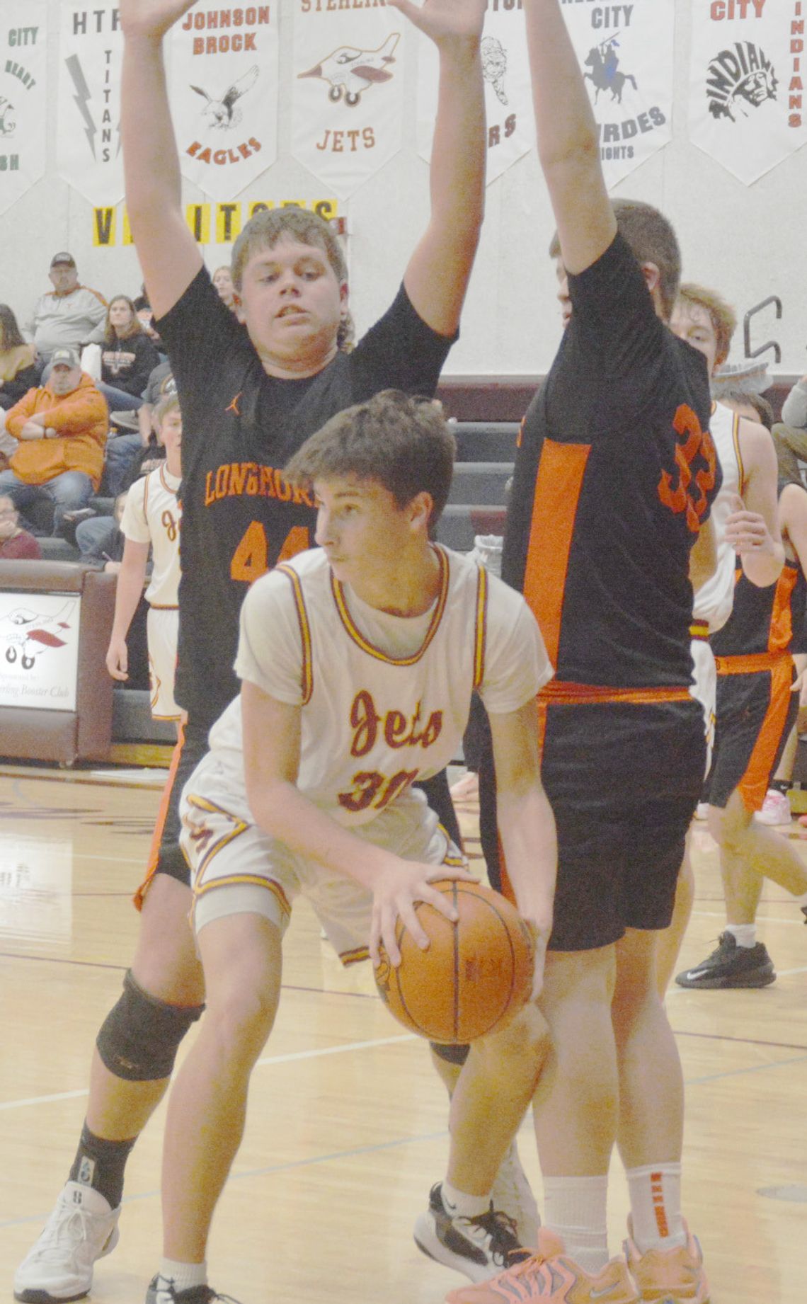 Sterling Jets upset Longhorns