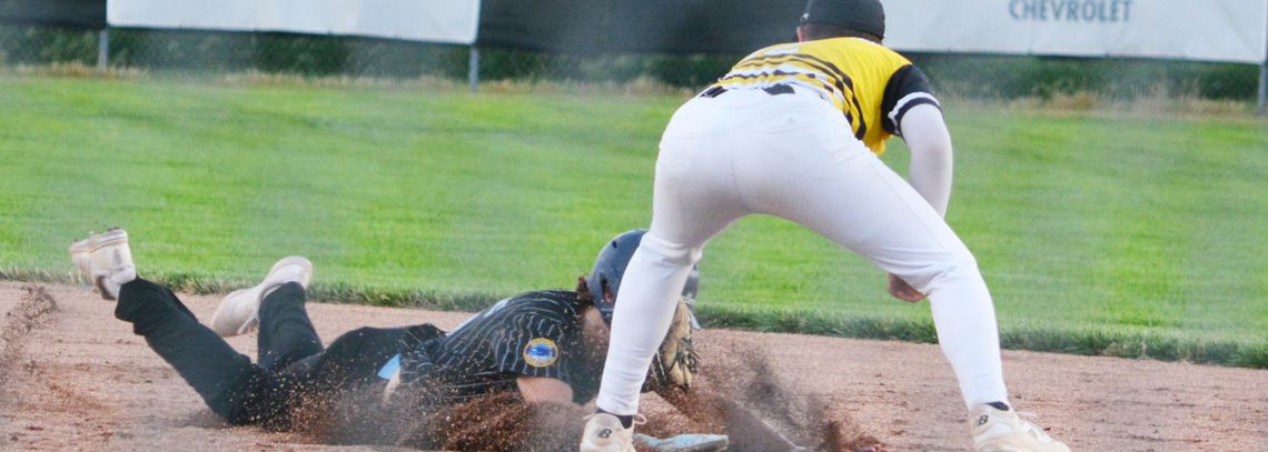 Tecumseh/Johnson Seniors Win Four Games in the Last Week Tecumseh/Johnson Seniors Win Four Games in the Last Week