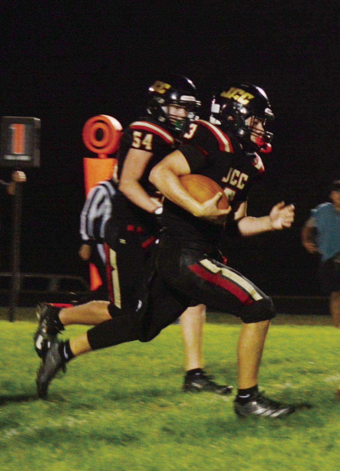 Thunderbirds Score Six Rushing Touchdowns Against Jeffs for First Win Thunderbirds Score Six Rushing Touchdowns Against Jeffs for First Win