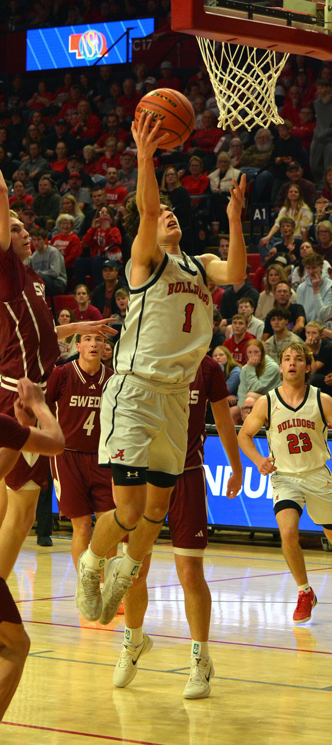 Wenzl, Guenther Named To All-Tournament Team