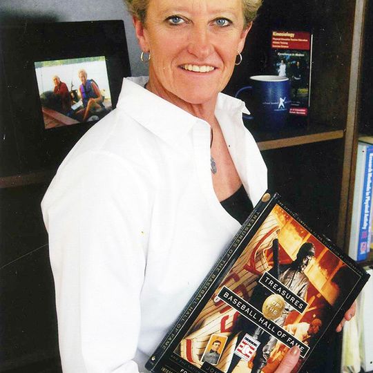 ELAINE BLINDE